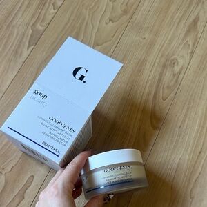 Goop Beauty Luminous Cleansing Balm